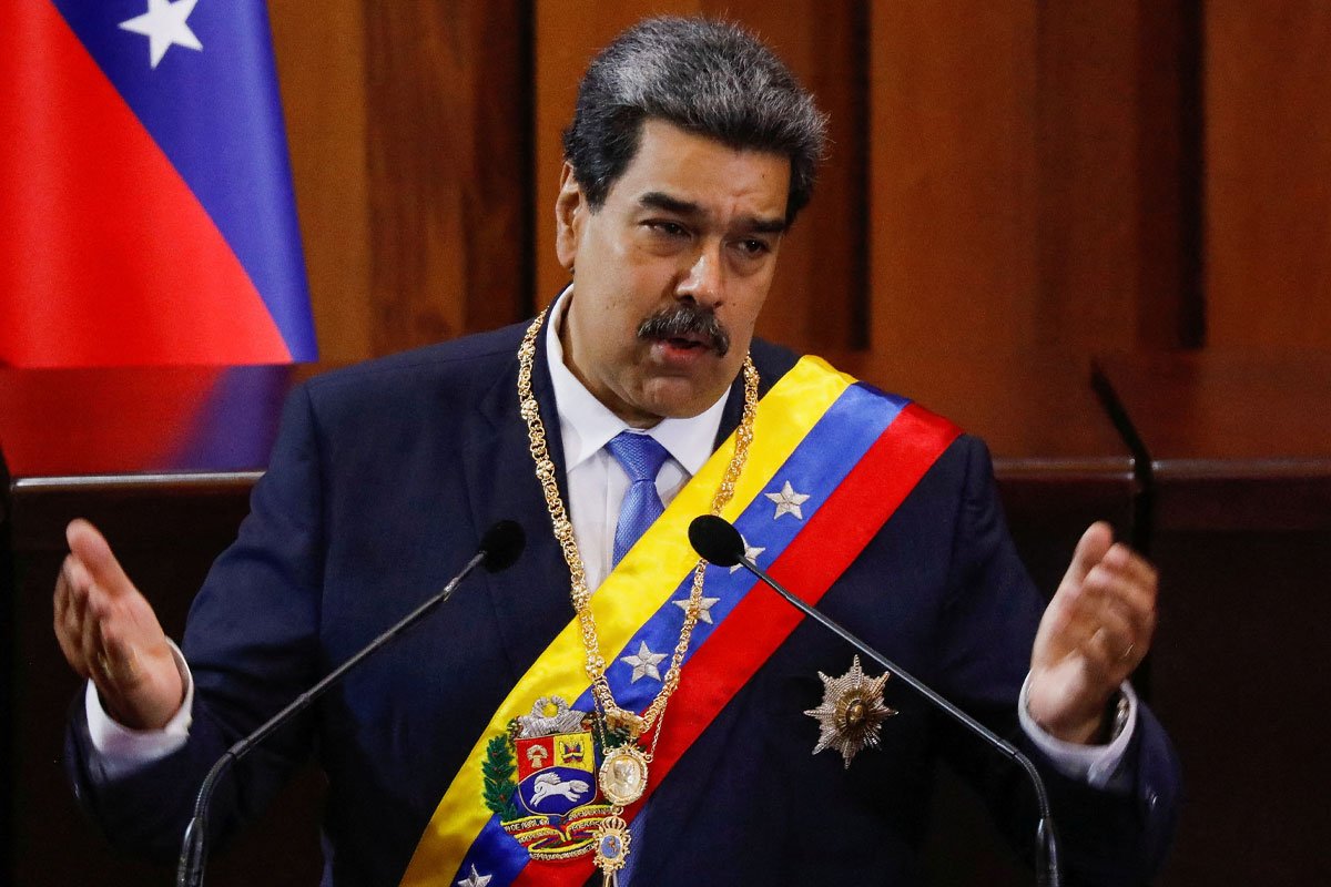 Venezuelan President Maduro announces total ban on vape