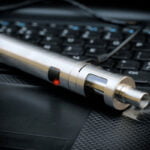 Understanding the Blinking Red Light on a Vape Pen While Charging