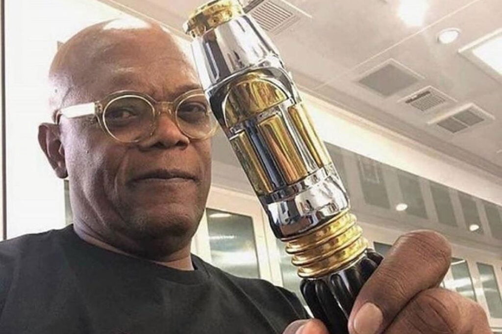 Samuel L. Jackson Vaping