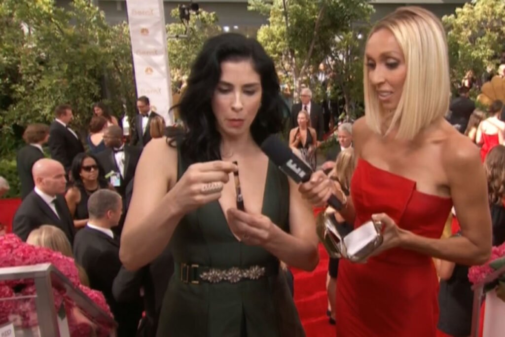 Sarah Silverman vaping